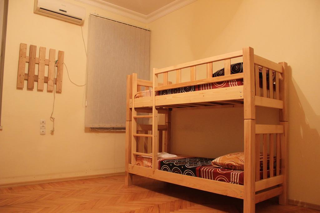 Hostel Bude Kutaiszi Szoba fotó