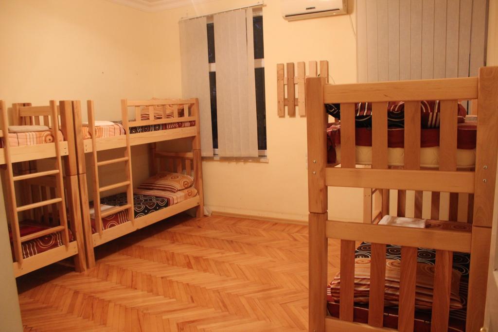 Hostel Bude Kutaiszi Szoba fotó